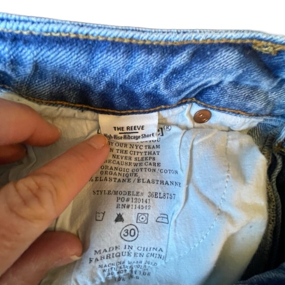 NWT WOMENS BLANKNYC‎ DENIM SHIRTS THE REEVE RAW HEM MILD DISTRESS 5 POCKETS - Picture 6 of 8